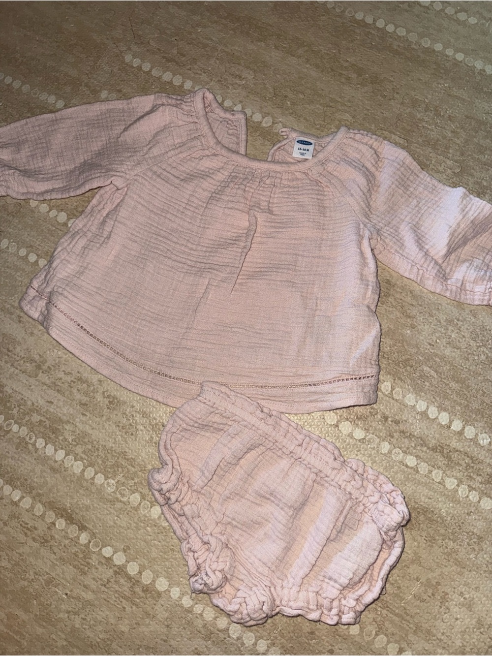 Old‎ Navy Pink Gauze Two-Piece Baby Set